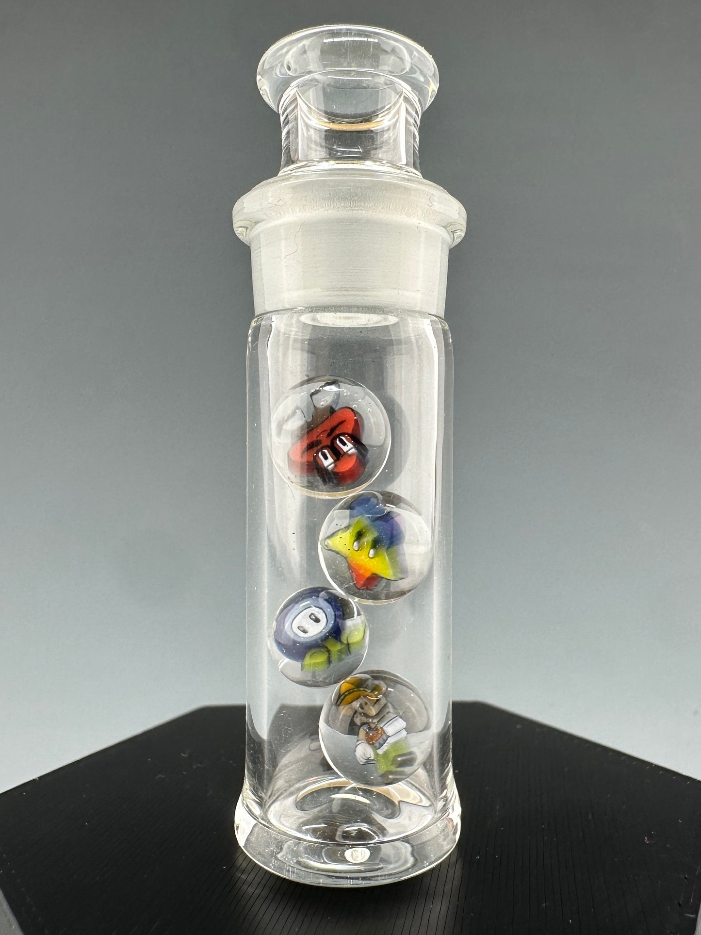 4 Millie pearls with jar